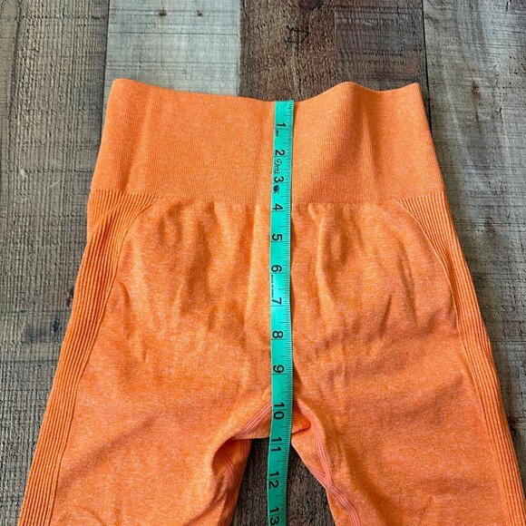 Seamless High-Waisted Orange Scrunch Sculpt Leggings Size Small - Picture 3 of 7